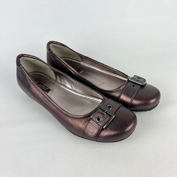 Ecco Womens Buckle Ballet Flats Metallic Rose Gold Leather size 39 US 8 8.5 - Picture 1 of 15